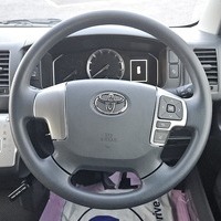 4948　令和6年式　ハイエース　DX　2WD　2000cc　ガソリン車　6人乗り　80kmのサムネイル