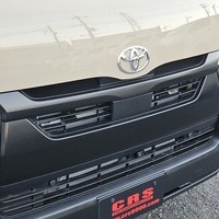 4963　令和6年式　ハイエース　スーパーGL　2WD　2800cc　ディーゼル車　5人乗り　80kmのサムネイル