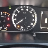 4963　令和6年式　ハイエース　スーパーGL　2WD　2800cc　ディーゼル車　5人乗り　80kmのサムネイル