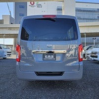 4937　キャラバン　GRANDプレミアムGX　2WD　2000cc　ガソリン車　5人乗りのサムネイル