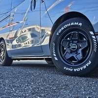 4937　キャラバン　GRANDプレミアムGX　2WD　2000cc　ガソリン車　5人乗りのサムネイル