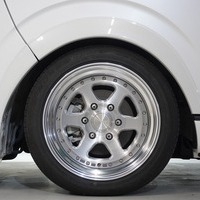 4984 令和5年式 トヨタ ハイエース スーパーGL DP-Ⅱ 2WD  2,800cc(ディーゼル車) 2/5人乗車 5,900kmのサムネイル