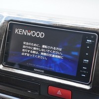 4993 平成30年式 ハイエース スーパーGL ダークプライム　2WD 2,800cc (ディーゼル) 2/5人乗車 1.5万kmのサムネイル