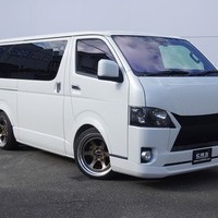 4981 令和4年式 ハイエース スーパーGL ダークプライムⅡ 2WD 2,800cc (ディーゼル) 2/5人乗車 1.1万kmのサムネイル