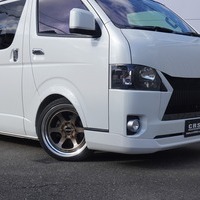 4981 令和4年式 ハイエース スーパーGL ダークプライムⅡ 2WD 2,800cc (ディーゼル) 2/5人乗車 1.1万kmのサムネイル