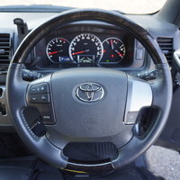 4894　令和2年式　ハイエース　スーパーGL　ダークプライムⅡ　2WD　2000cc　ガソリン車　5人乗り　6.7万kmのサムネイル