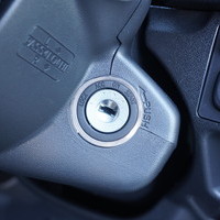 4805　令和6年式　ハイエース　DX　2WD　2000cc　ガソリン車　6人乗り　39kmのサムネイル