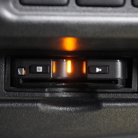 4631　平成31年式 ハイエース スーパーGL ダークプライムⅡ 2WD 2,000cc (ガソリン車) 5人乗車　4.4万kmのサムネイル