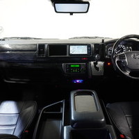 4911 令和2年式 トヨタ ハイエース ワゴンGL 4WD 2,700cc(ガソリン車）4.5万kmのサムネイル