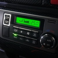 4995 平成27年式 ハイエース スーパーGL ダークプライム 2WD 2,000cc (ガソリン車) 5人乗車 9.4万kmのサムネイル