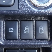 4681　平成30年式　ハイエース　スーパーGL　ダークプライムⅡ　2WD　2000cc　ガソリン車　5人乗り　3.2万km　エアサスのサムネイル