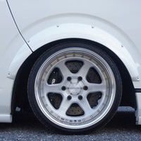 4681　平成30年式　ハイエース　スーパーGL　ダークプライムⅡ　2WD　2000cc　ガソリン車　5人乗り　3.2万km　エアサスのサムネイル