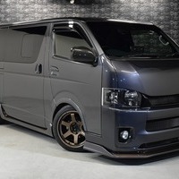 4995 平成27年式 ハイエース スーパーGL ダークプライム 2WD 2,000cc (ガソリン車) 5人乗車 9.4万kmのサムネイル