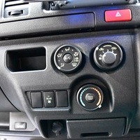 4926. 令和6年式 ハイエース DX 2WD 2,000cc ガソリン車 3/6人乗車 走行21キロ 車検令和８年10月のサムネイル