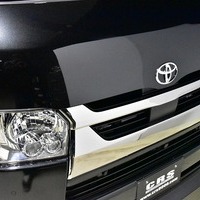 4977.令和4年式 ハイエース スーパーGL ダークプライムⅡ 2WD 2,800㏄ ディーゼル車 走行2.1万キロ 車検令和7年9月のサムネイル