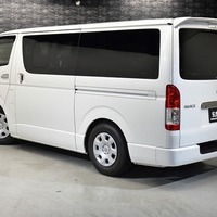 4839 令和4年式 ハイエース スーパーGL ダークプライムⅡ 2WD 2,000cc (ガソリン車) 2/5人乗車 3.9万kmのサムネイル