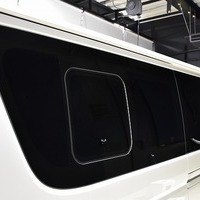 5023. 令和5年式 ハイエース DX 2WD 2,000cc ガソリン車 3/6人乗車 走行3.5キロ 検査1年付きのサムネイル