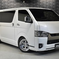 4984 令和5年式 トヨタ ハイエース スーパーGL DP-Ⅱ 2WD  2,800cc(ディーゼル車) 2/5人乗車 5,900kmのサムネイル