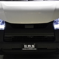 5023. 令和5年式 ハイエース DX 2WD 2,000cc ガソリン車 3/6人乗車 走行3.5キロ 検査1年付きのサムネイル