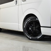 4942 令和5年式 ハイエース スーパーGL ダークプライムⅡ 2WD 2,000cc (ガソリン車) 2/5人乗車 3.0万kmのサムネイル