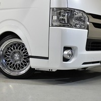 5026  令和2年式 トヨタ ハイエース スーパーGL ダークプライムⅡ 2WD 2,000cc(ガソリン車）2.9万kmのサムネイル