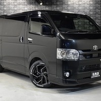 4847 令和4年式 ハイエース スーパーGL ダークプライムⅡ 2WD 2,000cc (ガソリン車)  2/5人乗車 3.9万kmのサムネイル