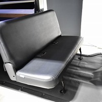 5023. 令和5年式 ハイエース DX 2WD 2,000cc ガソリン車 3/6人乗車 走行3.5キロ 検査1年付きのサムネイル