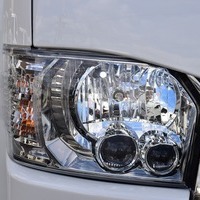 4681　平成30年式　ハイエース　スーパーGL　ダークプライムⅡ　2WD　2000cc　ガソリン車　5人乗り　3.2万km　エアサスのサムネイル