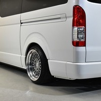 5026  令和2年式 トヨタ ハイエース スーパーGL ダークプライムⅡ 2WD 2,000cc(ガソリン車）2.9万kmのサムネイル