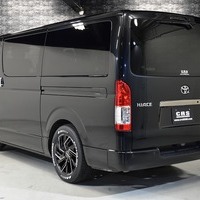 4847 令和4年式 ハイエース スーパーGL ダークプライムⅡ 2WD 2,000cc (ガソリン車)  2/5人乗車 3.9万kmのサムネイル