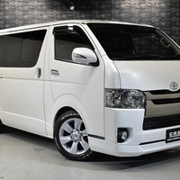4972 平成28年式 トヨタ ハイエース スーパーGL ダークプライム 2WD 2,800cc(ディーゼル車）9.3万kmのサムネイル