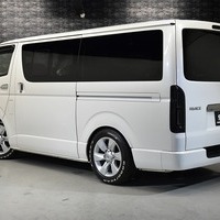 4972 平成28年式 トヨタ ハイエース スーパーGL ダークプライム 2WD 2,800cc(ディーゼル車）9.3万kmのサムネイル