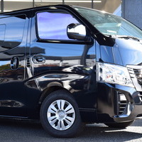 3673　令和5年式 キャラバン プレミアムGX アティックスバン 2,400㏄ ディーゼル車 1,900㎞のサムネイル