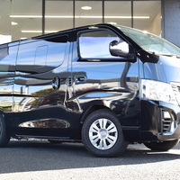 3673　令和5年式 キャラバン プレミアムGX アティックスバン 2,400㏄ ディーゼル車 1,900㎞のサムネイル
