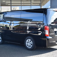 3673　令和5年式 キャラバン プレミアムGX アティックスバン 2,400㏄ ディーゼル車 1,900㎞のサムネイル