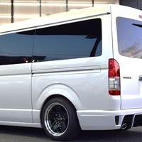 4956　平成31年式　ハイエース　ワゴン　GL　内装アレンジ車両　2WD　2700cc　（ガソリン）　10人乗り　3.3万kmのサムネイル