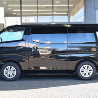 3673　令和5年式 キャラバン プレミアムGX アティックスバン 2,400㏄ ディーゼル車 1,900㎞のサムネイル