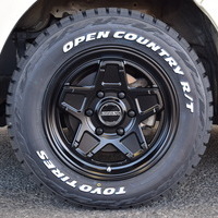 4959 平成28年式 ハイエース スーパーGL  2WD 3,000cc (ディーゼル車) 5人乗車 5.1万kmのサムネイル