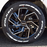 4980　令和5年式　ハイエース　スーパーGL　ダークプライムⅡ　2WD　2000cc　ガソリン車　5人乗り　1.4万km　のサムネイル