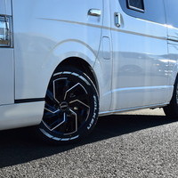 4980　令和5年式　ハイエース　スーパーGL　ダークプライムⅡ　2WD　2000cc　ガソリン車　5人乗り　1.4万km　のサムネイル