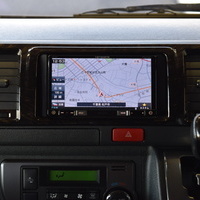 4863 令和2年式 ハイエース スーパーGL ダークプライムⅡ　2WD 2,800cc (ディーゼル車) 5人乗車 6.5万kmのサムネイル