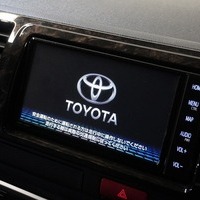 4839 令和4年式 ハイエース スーパーGL ダークプライムⅡ 2WD 2,000cc (ガソリン車) 2/5人乗車 3.9万kmのサムネイル
