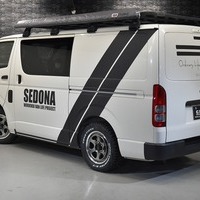 4919 令和3年式 トヨタ ハイエース DX ガソリン車 2,000cc (ガソリン車) 3人乗車 内装架装車 SEDONA LAKESIDE 1.0万kmのサムネイル
