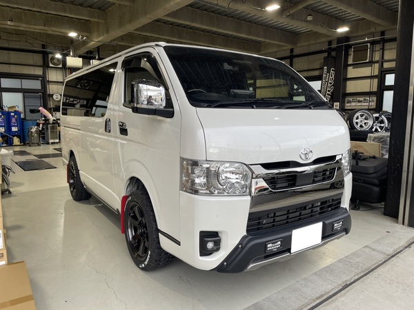 CRS横浜　ハイエースカスタム紹介＆即納ホイール