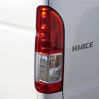 5018 令和6年式 ハイエース スーパーロング DX-GL PKG 4WD 2,800cc (ディーゼル) 2/5人乗車 660kmのサムネイル