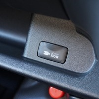 5018 令和6年式 ハイエース スーパーロング DX-GL PKG 4WD 2,800cc (ディーゼル) 2/5人乗車 660kmのサムネイル