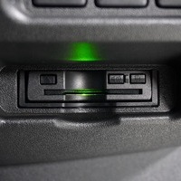 5032 令和2年式 ハイエース スーパーGL　ダークプライムⅡ  2WD 2,800cc (ディーゼル車) 2/5人乗車 3.1万kmのサムネイル