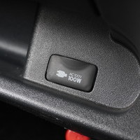 4961　令和4年式　ハイエース　スーパーGL　ダークプライムⅡ　2WD　2000cc　ガソリン車　5人乗り　8.0万kmのサムネイル