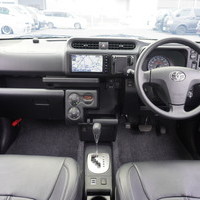 3688　平成31年式　サクシード　HYBRID　TX　2WD　1500cc　ハイブリッド車　5人乗り　7万kmのサムネイル