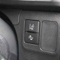 3688　平成31年式　サクシード　HYBRID　TX　2WD　1500cc　ハイブリッド車　5人乗り　7万kmのサムネイル